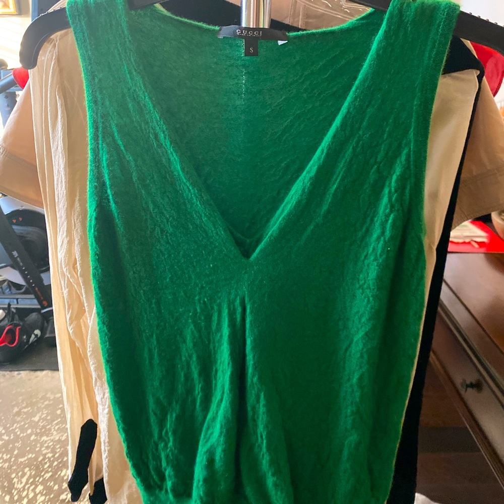Authentic Gucci sleeveless blouse